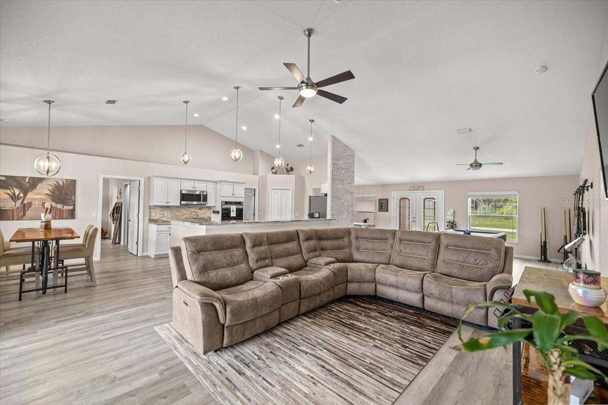 CITRUS HILLS 1ST ADD - Residential