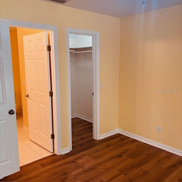 LAKESIDE TWNHMS - Residential