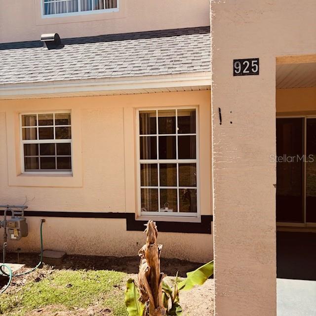 LAKESIDE TWNHMS - Residential