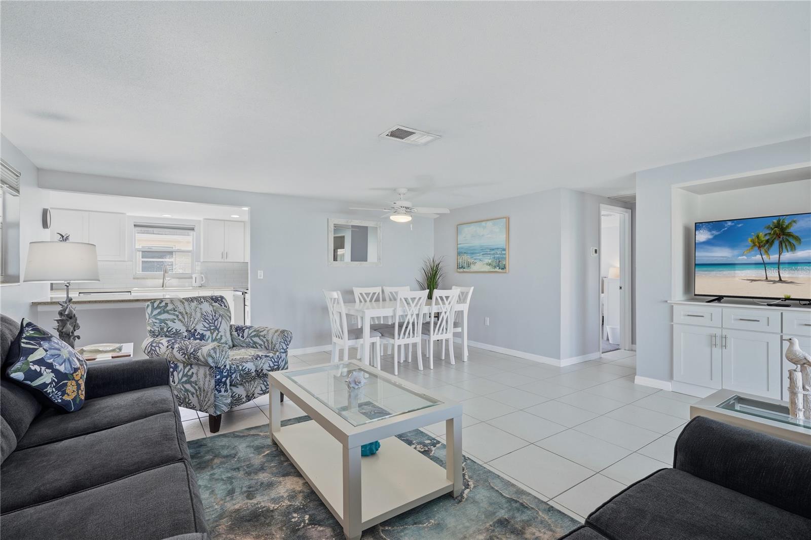 ISLAND HOUSE - Residential