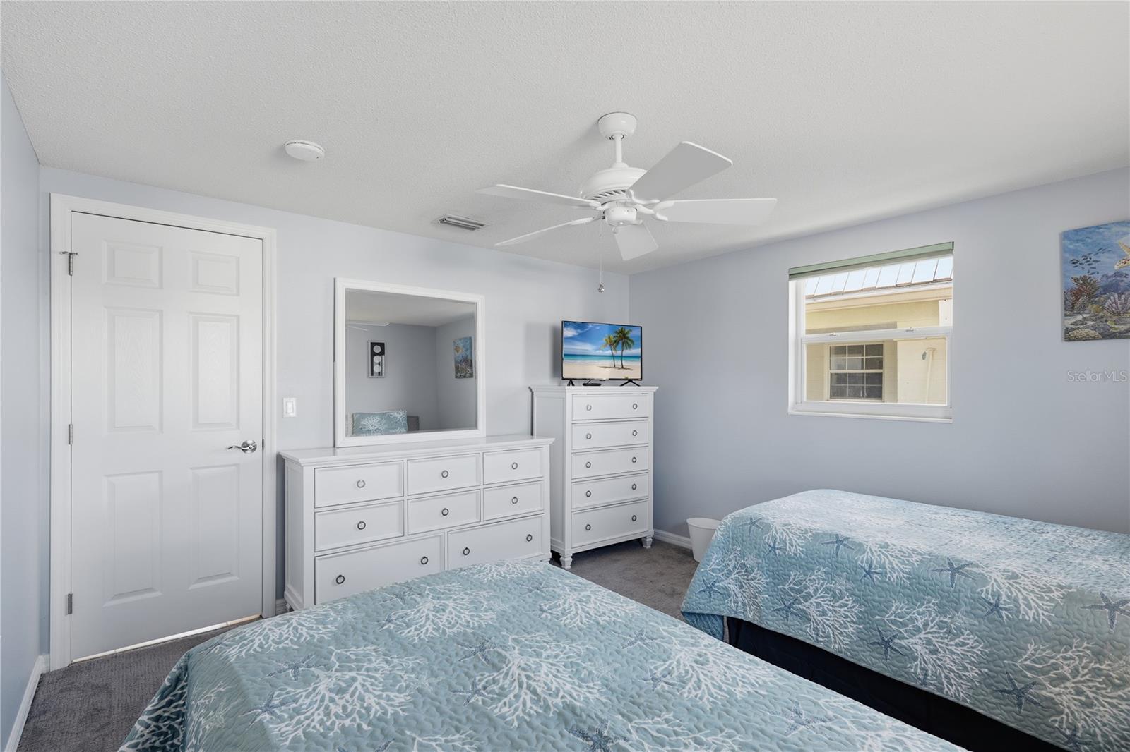 ISLAND HOUSE - Residential