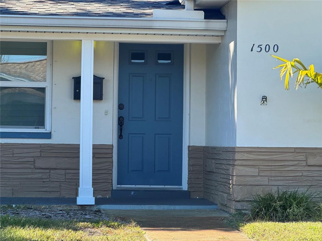 Photo of 1500 39th Street N, St Petersburg, FL 33713 (MLS # TB8445872)