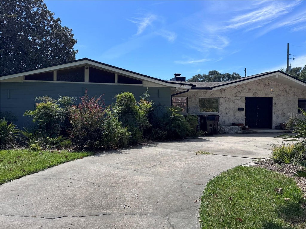 Photo of 1522 Arthur Street, Orlando, FL 32804 (MLS # O6446716)