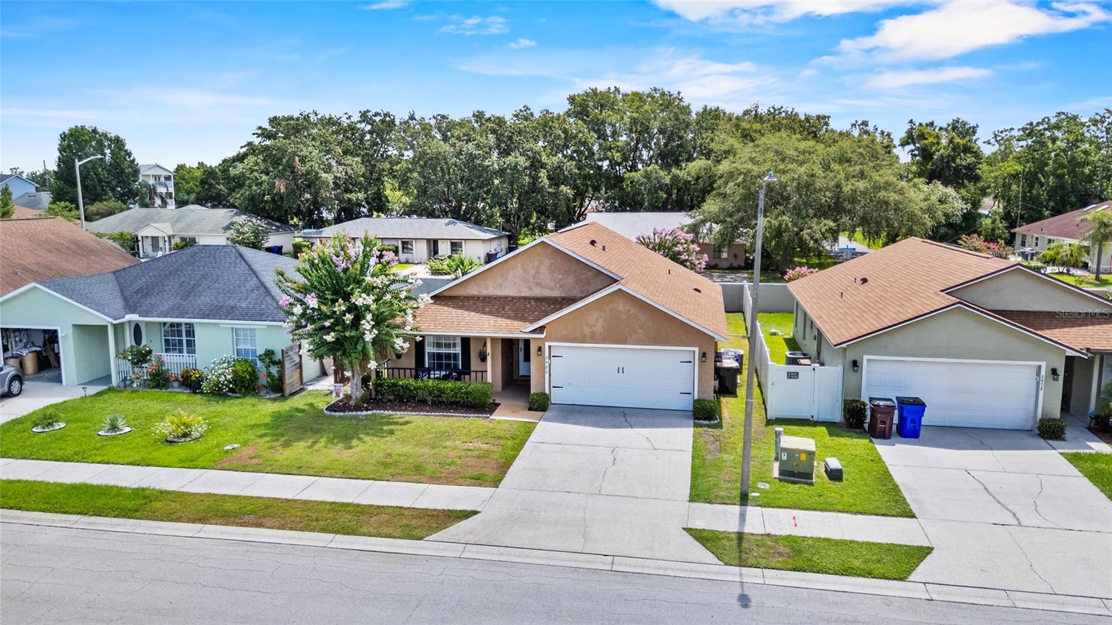 2980 COOL BREEZE CIRCLE
