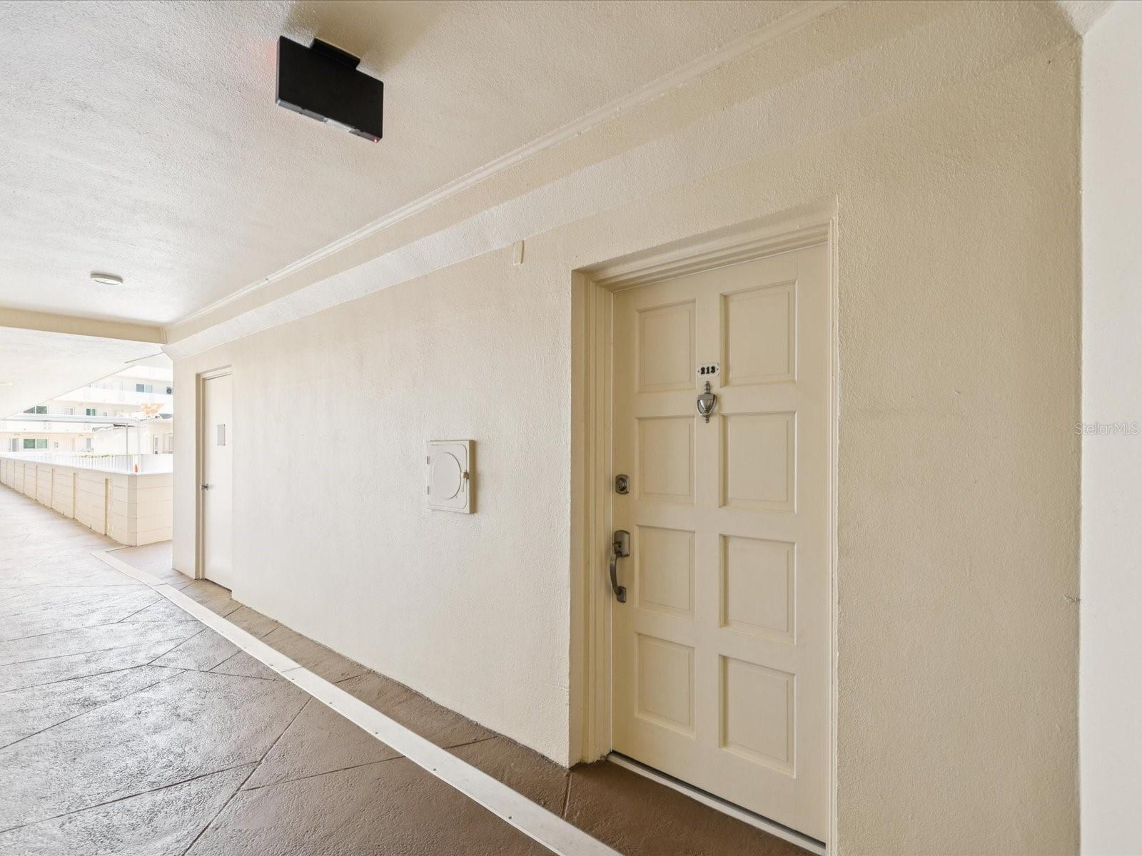 1200 N SHORE DRIVE NE 213