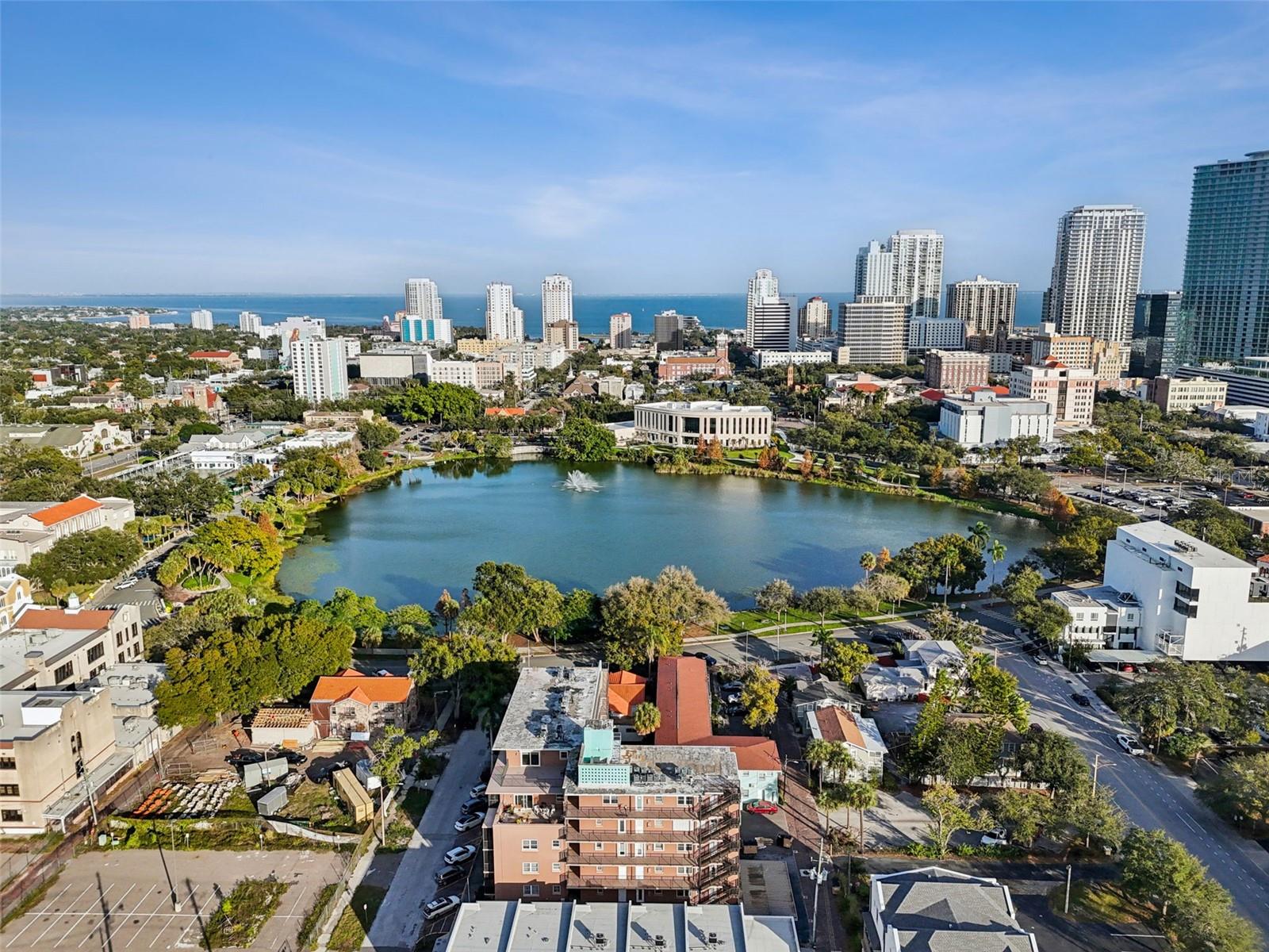 LAKE PALMS APTS CO-OP - Residential Lease