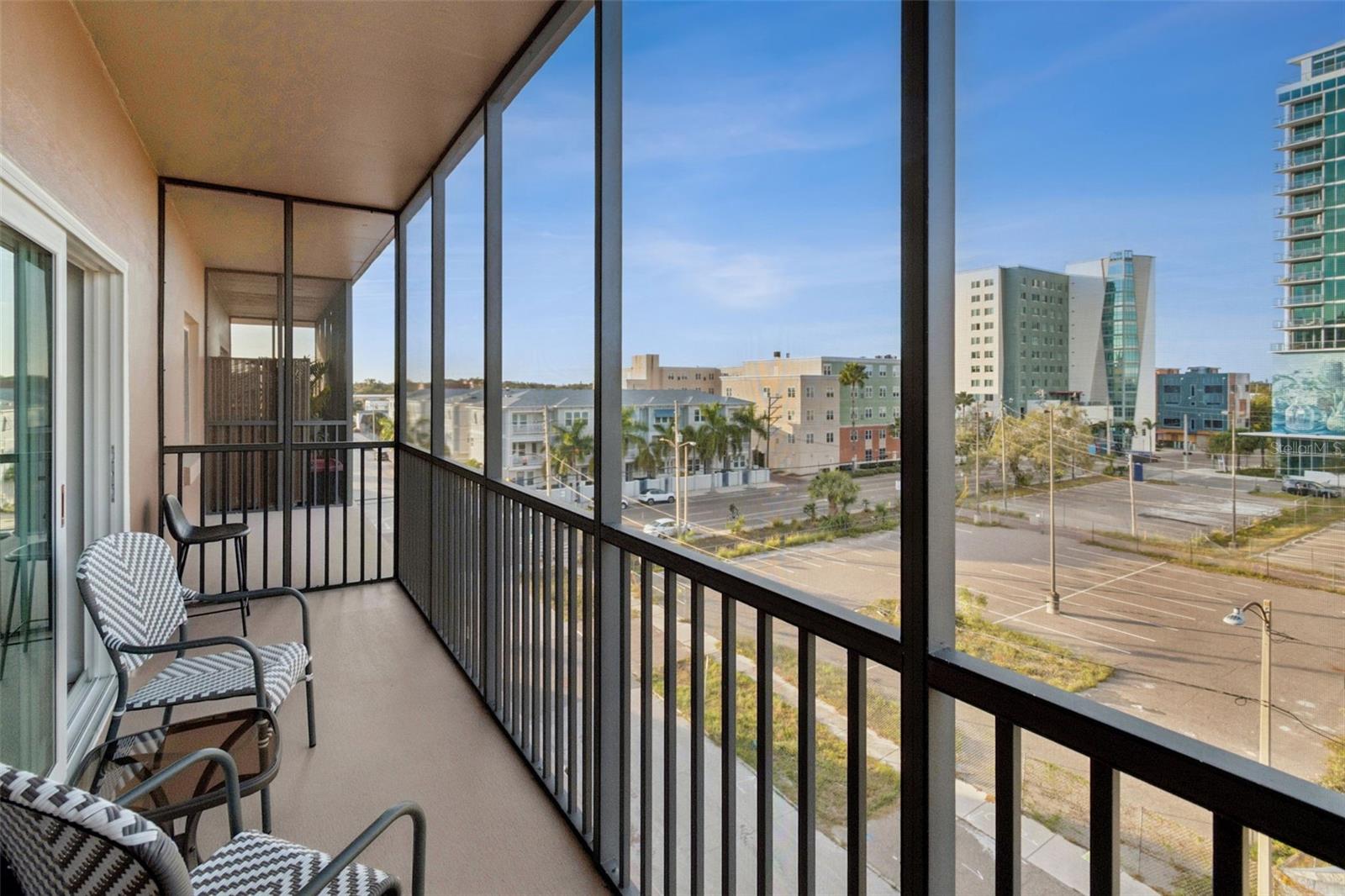 LAKE PALMS APTS CO-OP - Residential Lease