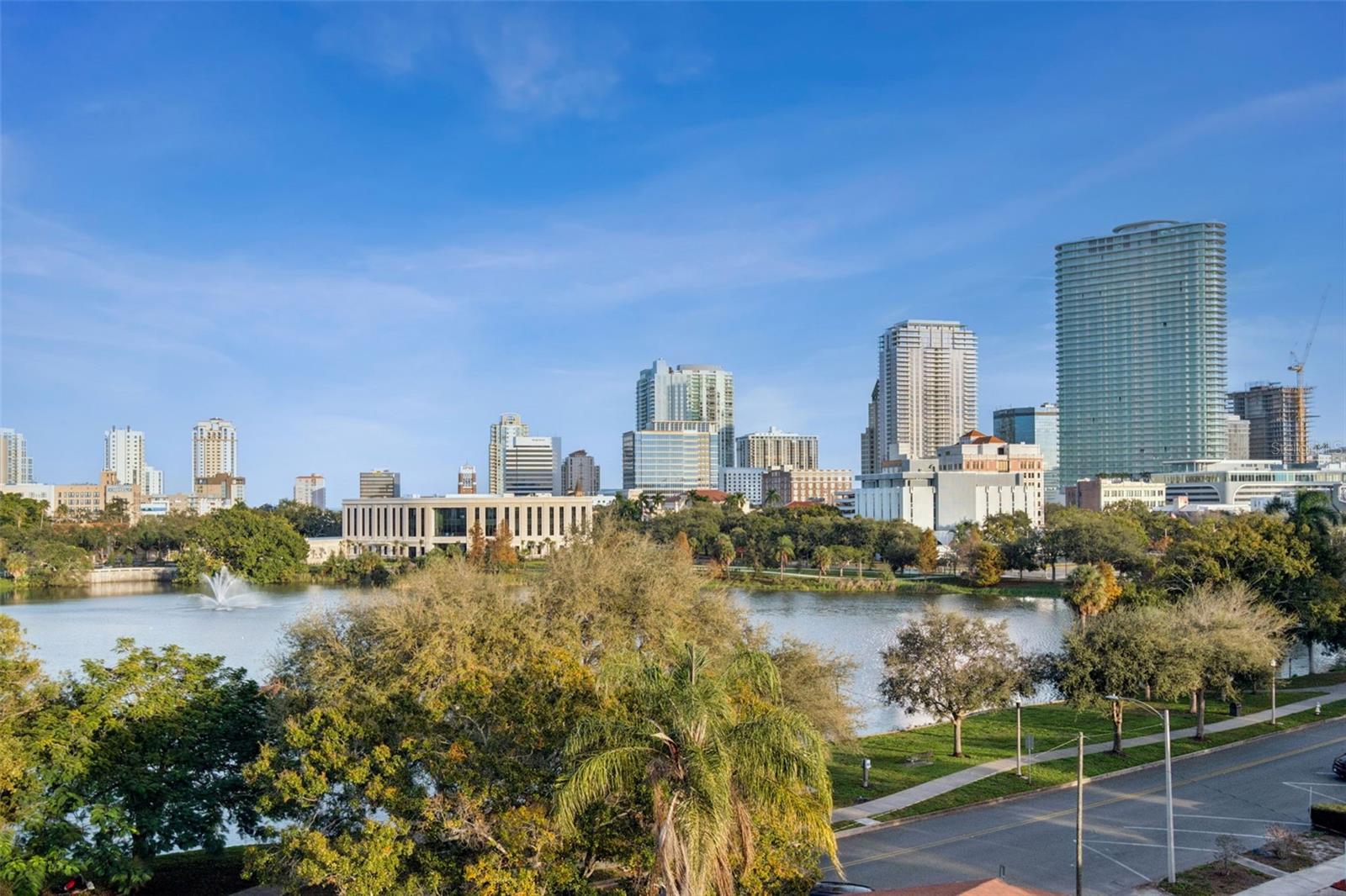 LAKE PALMS APTS CO-OP - Residential Lease