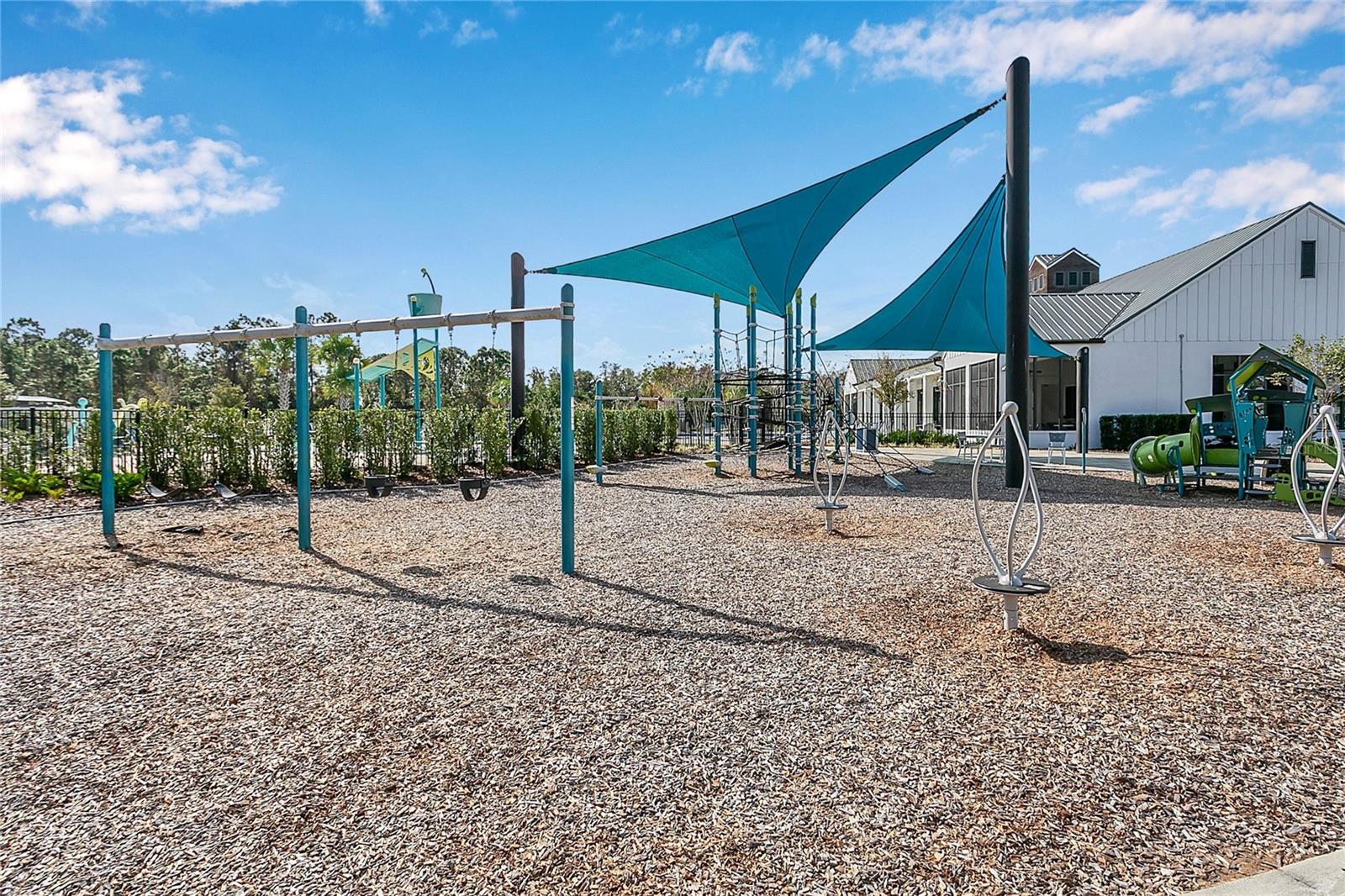 HARMONY WEST - Residential