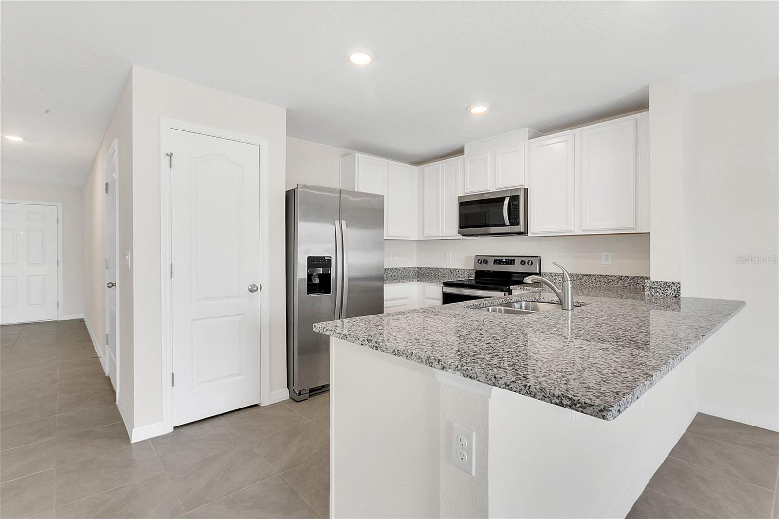 HARMONY WEST - Residential