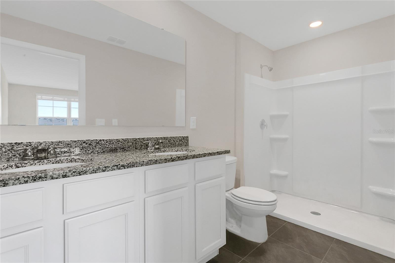 HARMONY WEST - Residential