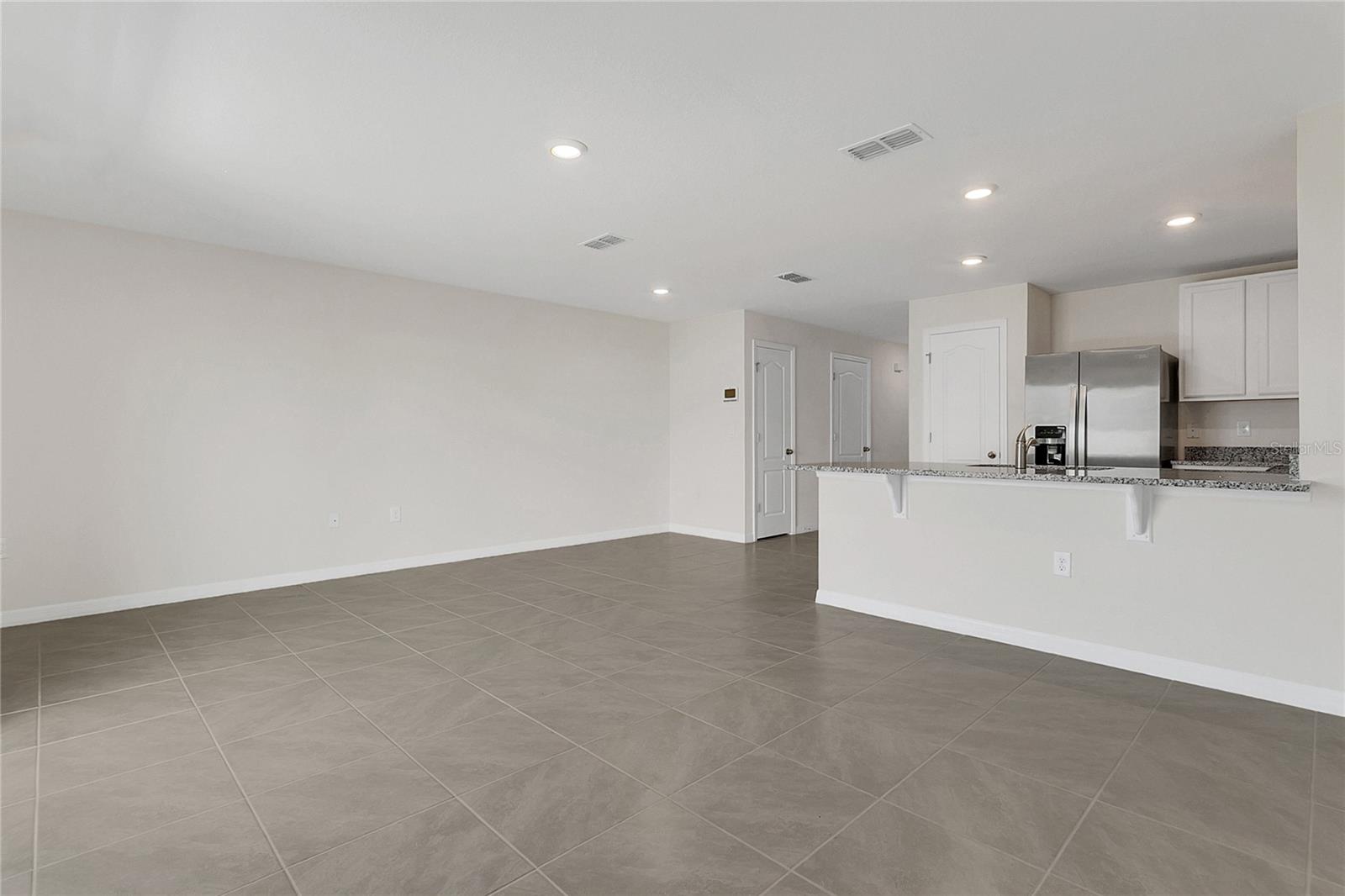 HARMONY WEST - Residential