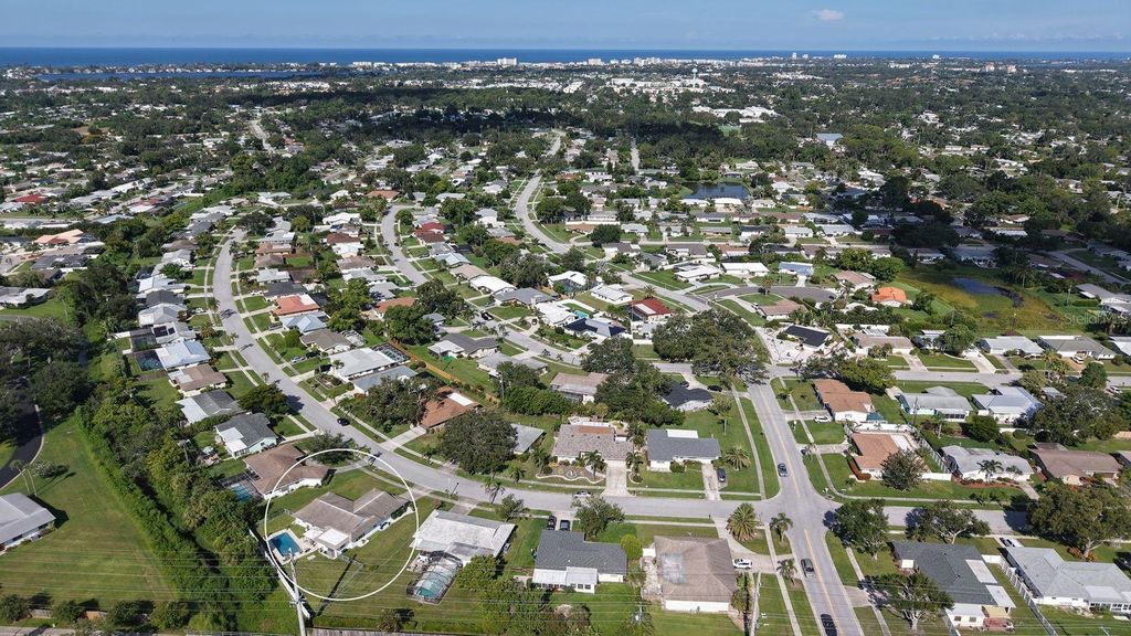 Photo of 6717 Roxbury Drive, Sarasota, FL 34231 (MLS # A4662832)