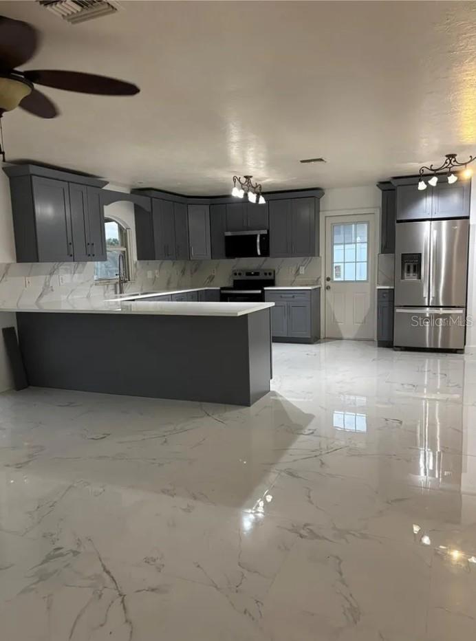 BAYSHORE GARDENS SEC 4 REP - Residential Lease