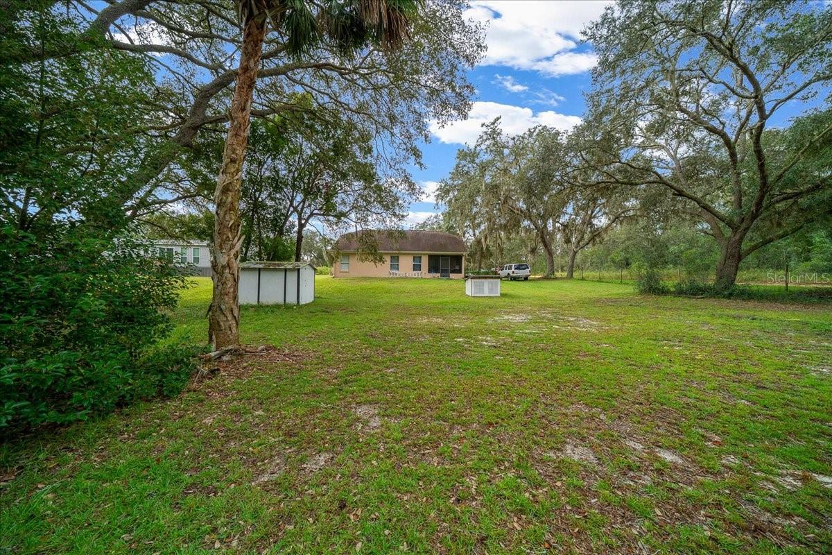 CARLTON VILLAGE PARK - Residential