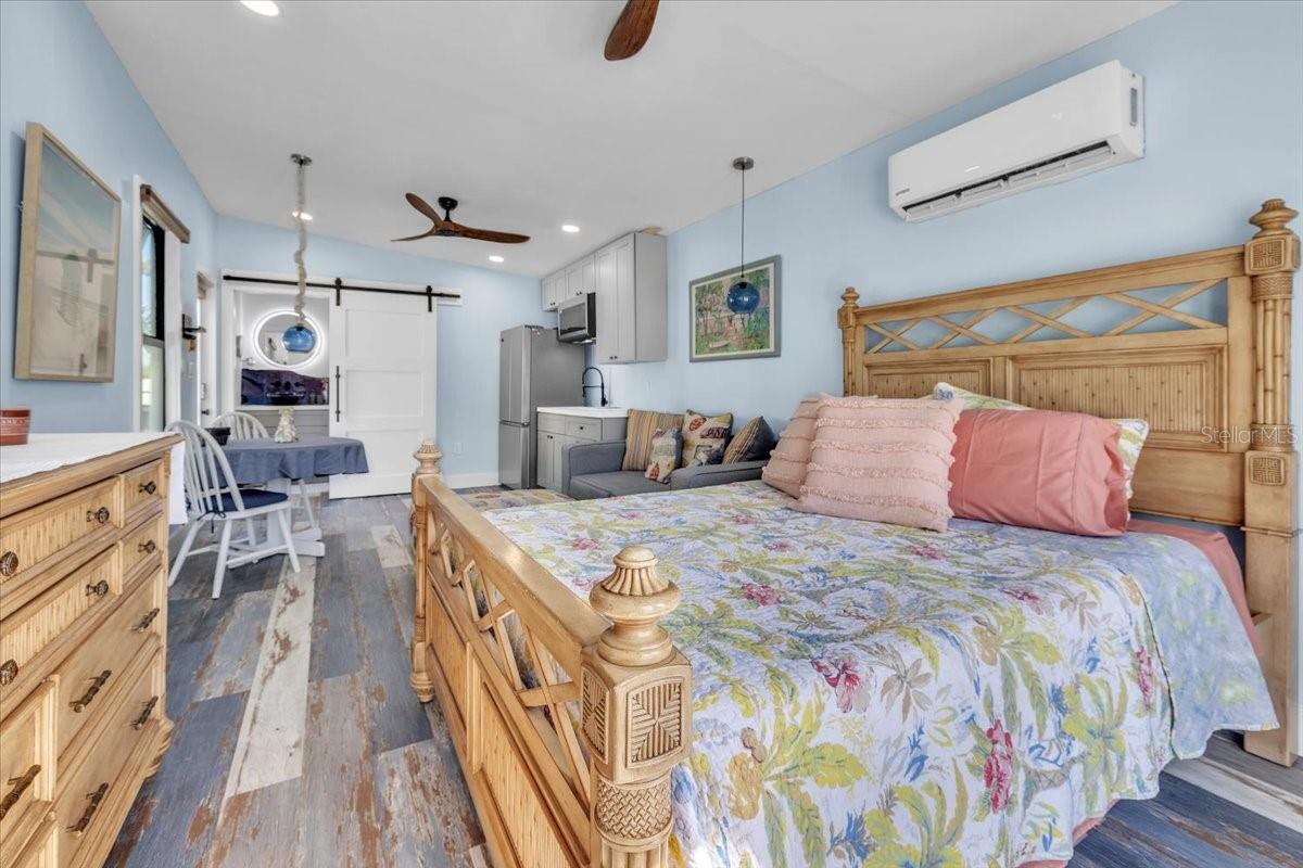 EAST LAKE COLONY - Residential