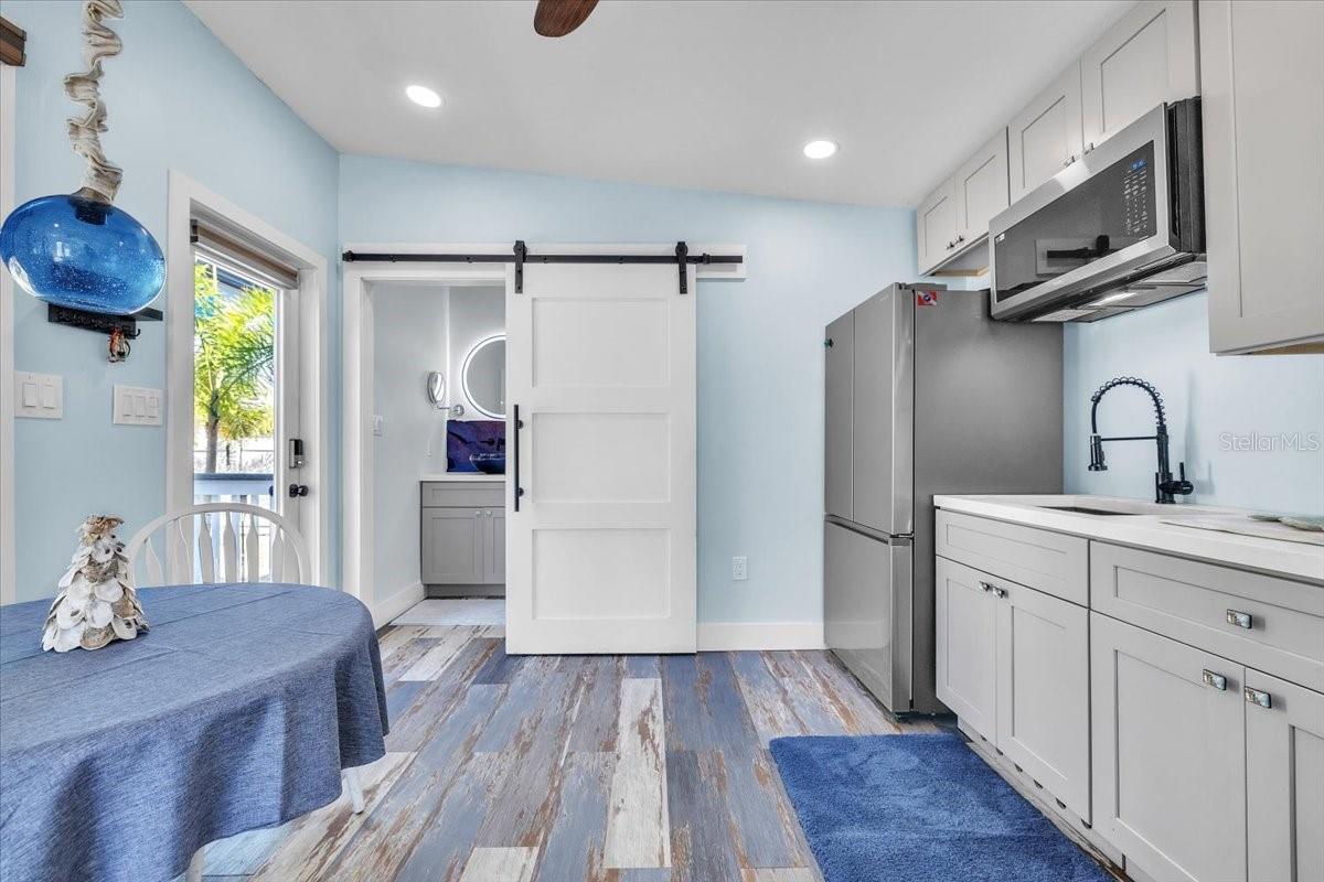 EAST LAKE COLONY - Residential