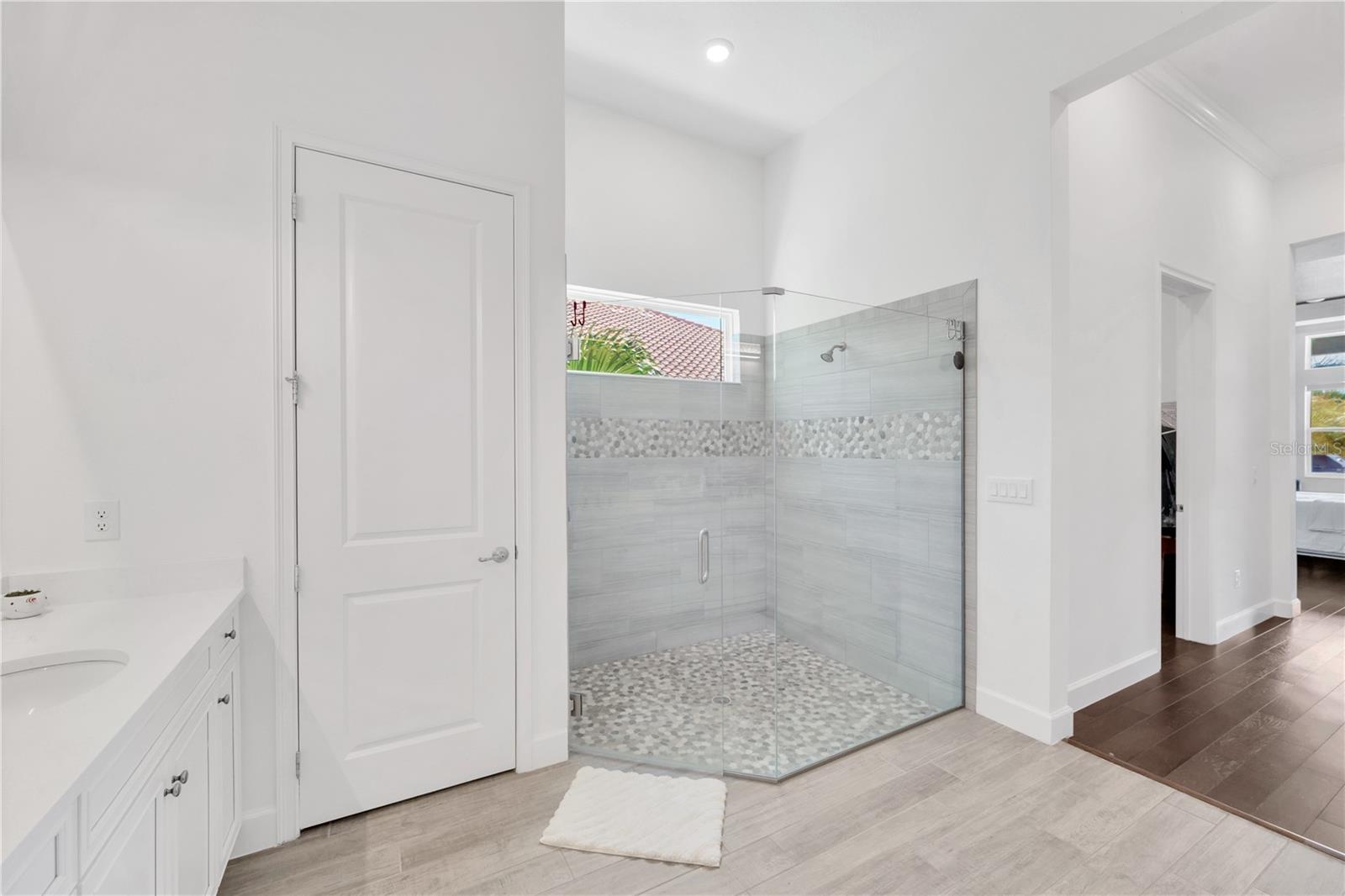 MIRABAY PH 3C-3 - Residential