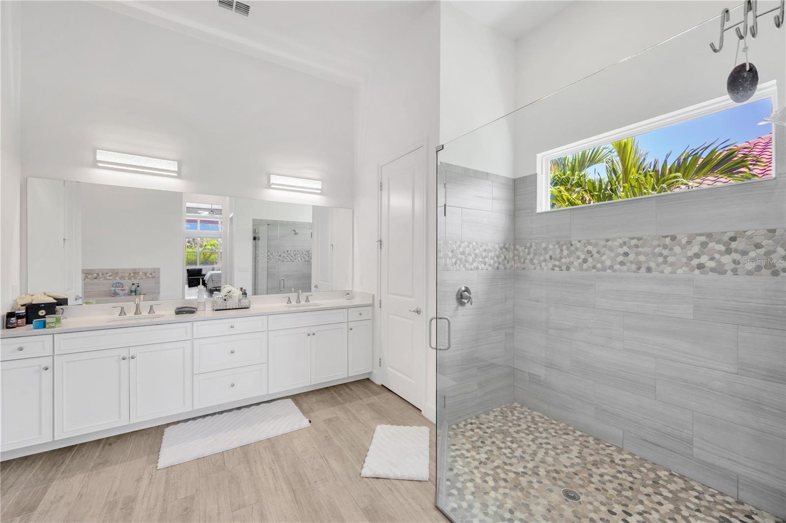 MIRABAY PH 3C-3 - Residential