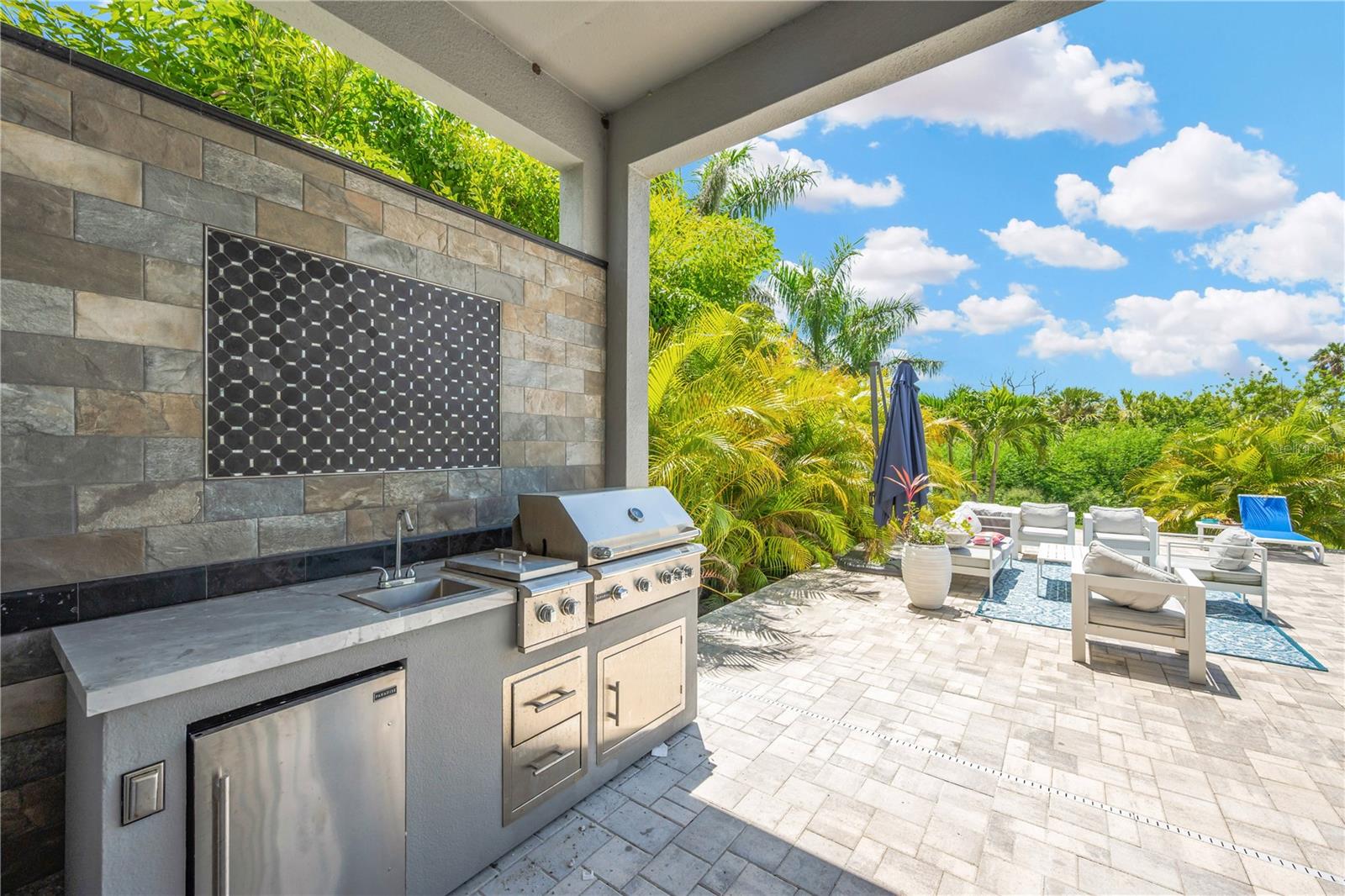 MIRABAY PH 3C-3 - Residential