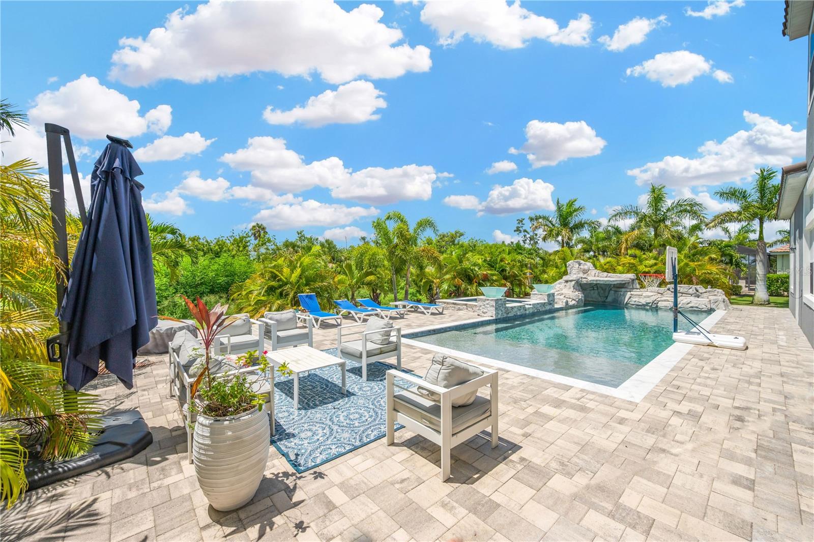 MIRABAY PH 3C-3 - Residential
