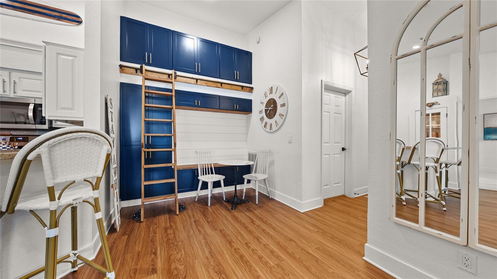 GRAND RESERVE CONDO - Residential