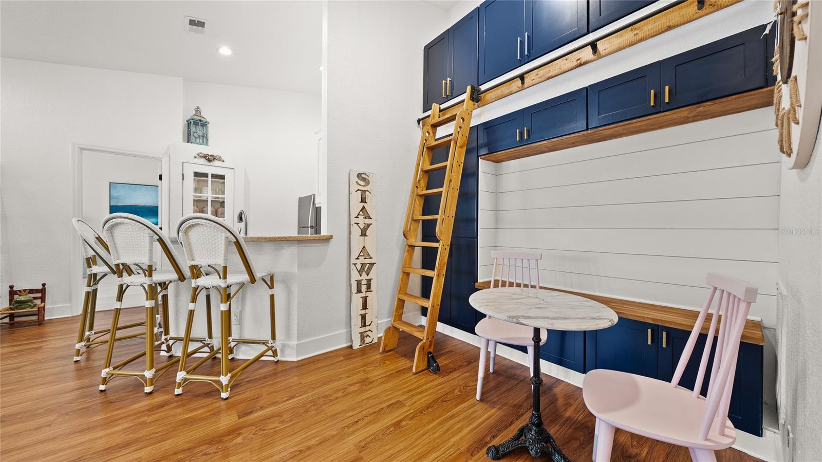 GRAND RESERVE CONDO - Residential