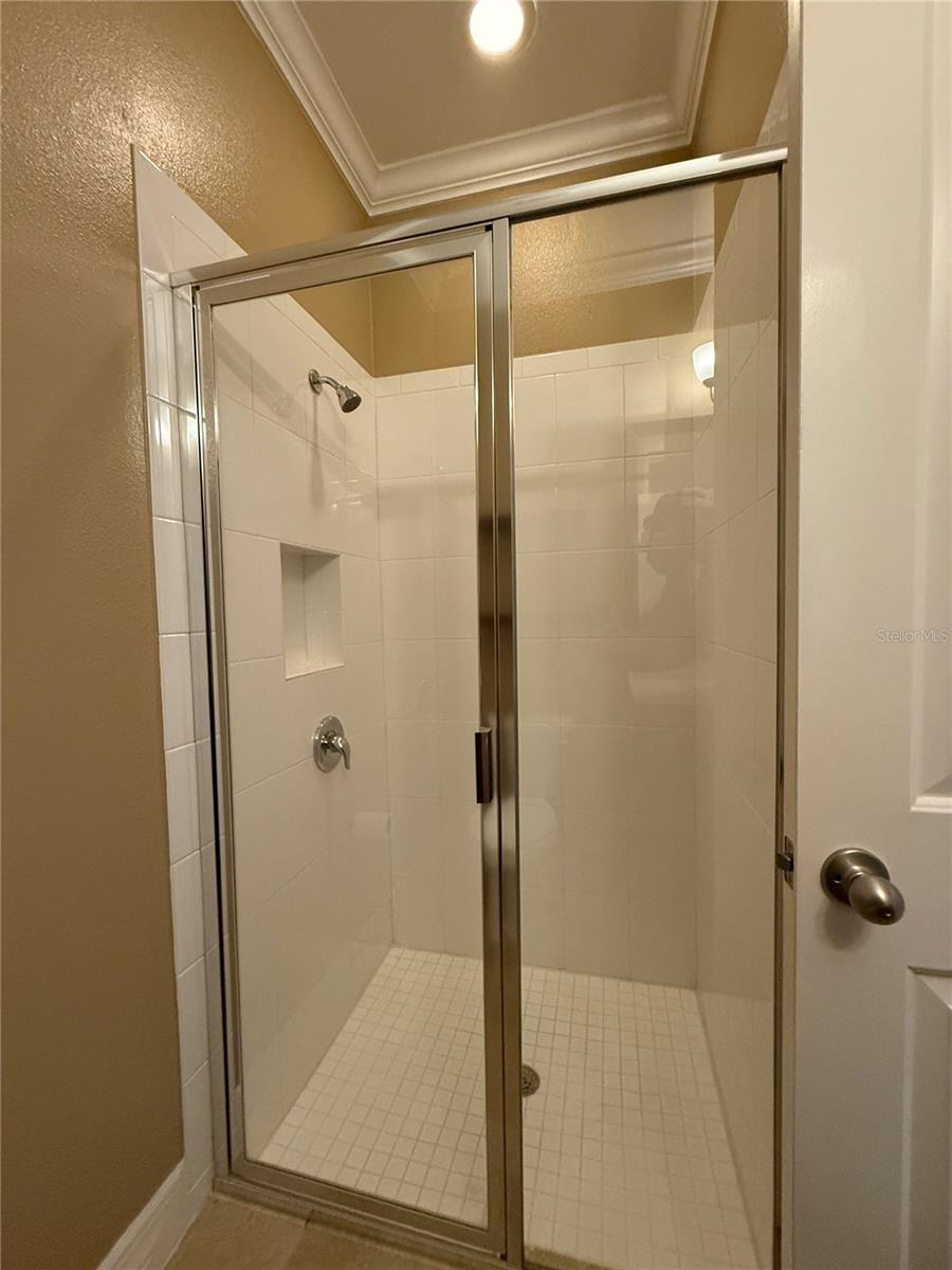 GRANDE CHAMPION - Residential