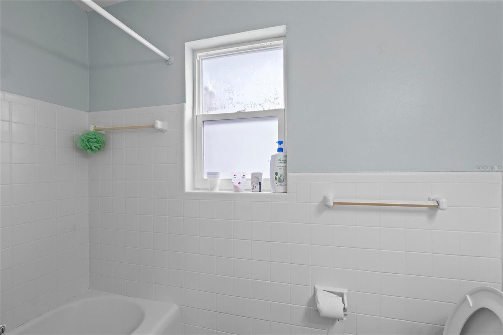 LOMA LINDA PARK - Residential