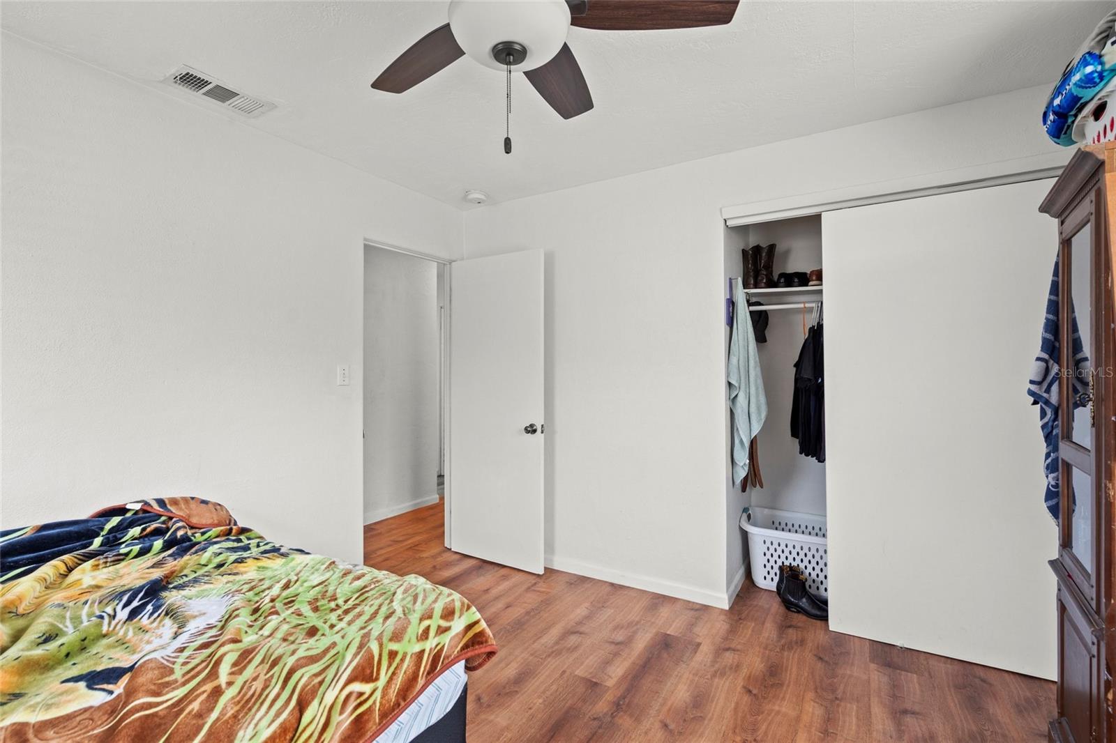 LOMA LINDA PARK - Residential