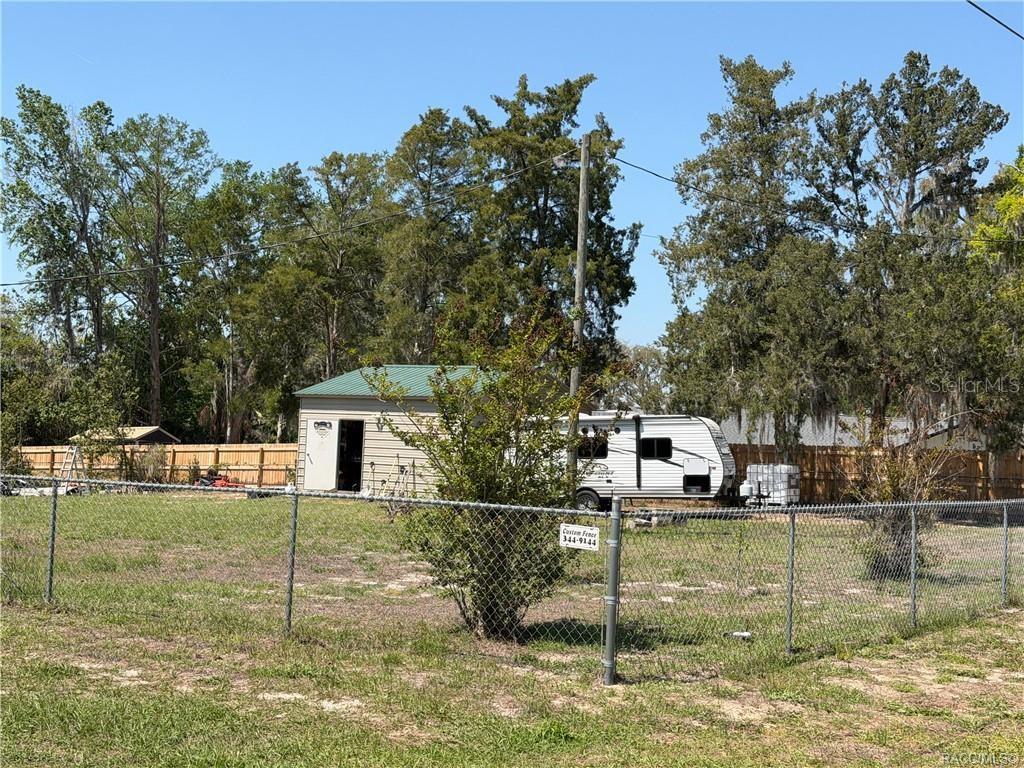ARCHWOOD ESTATES UNREC SUB - Residential
