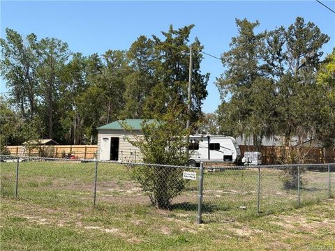 Tiny photo for 7533 E Applewood Drive, Inverness, FL 34450 (MLS # W7885608)