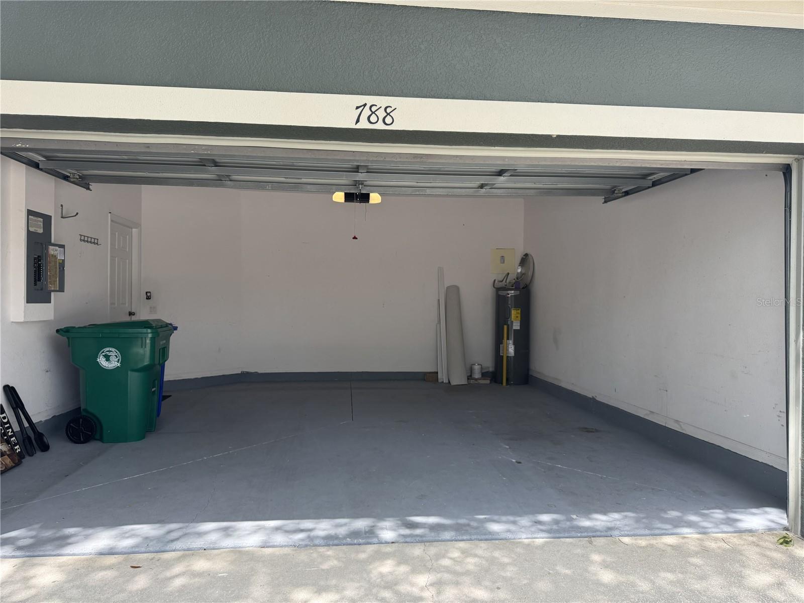 LAKE MARY LANDINGS - Residential