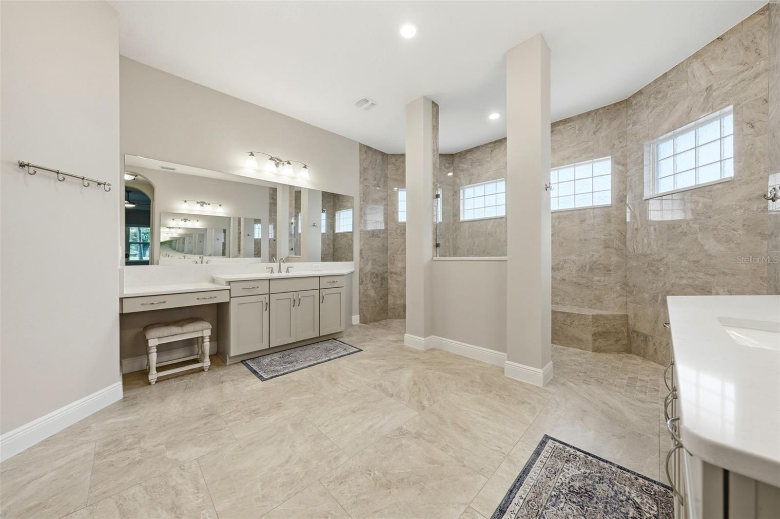 HARBOR HILLS - Residential