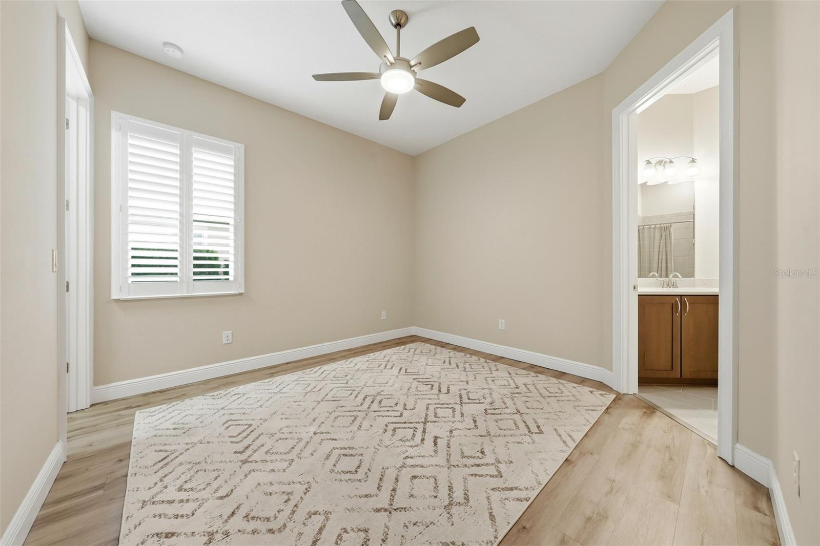 HARBOR HILLS - Residential
