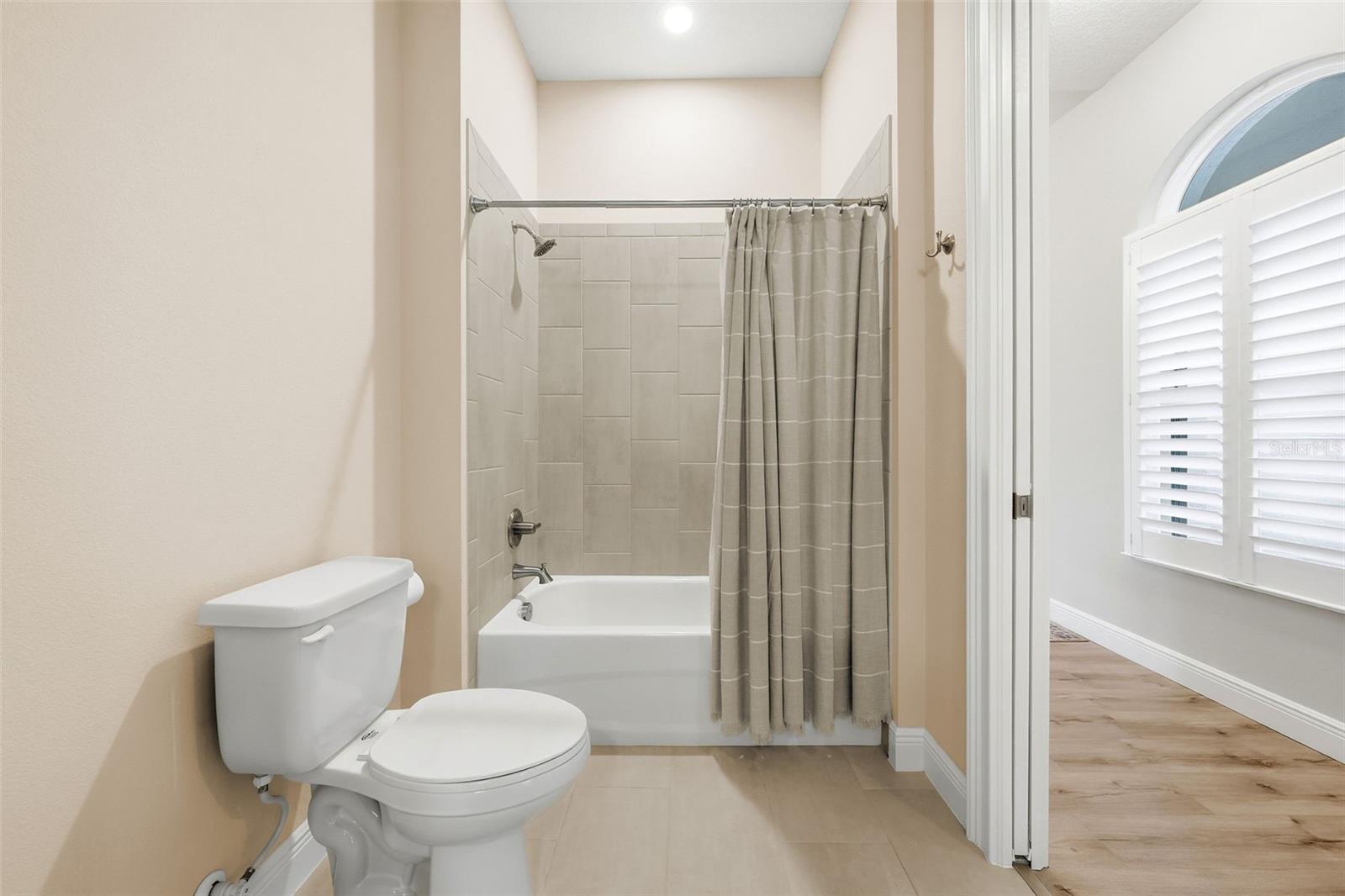 HARBOR HILLS - Residential