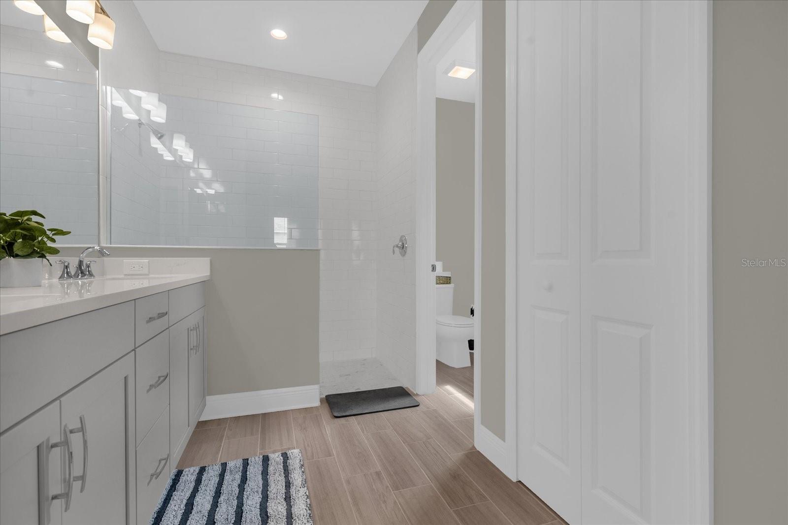 CANOE CRK PH IV - Residential