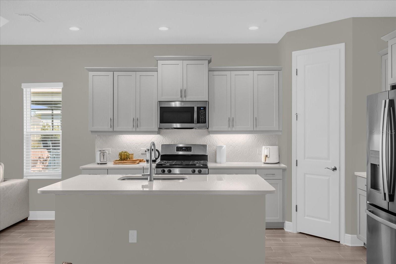 CANOE CRK PH IV - Residential