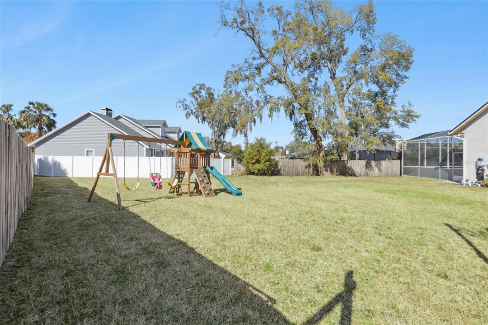 ACADEMY OAKS - Residential