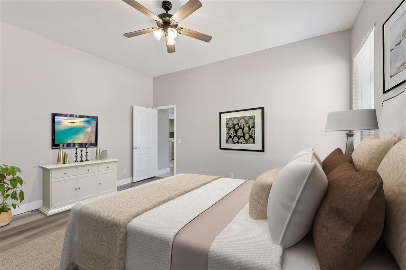 ACADEMY OAKS - Residential