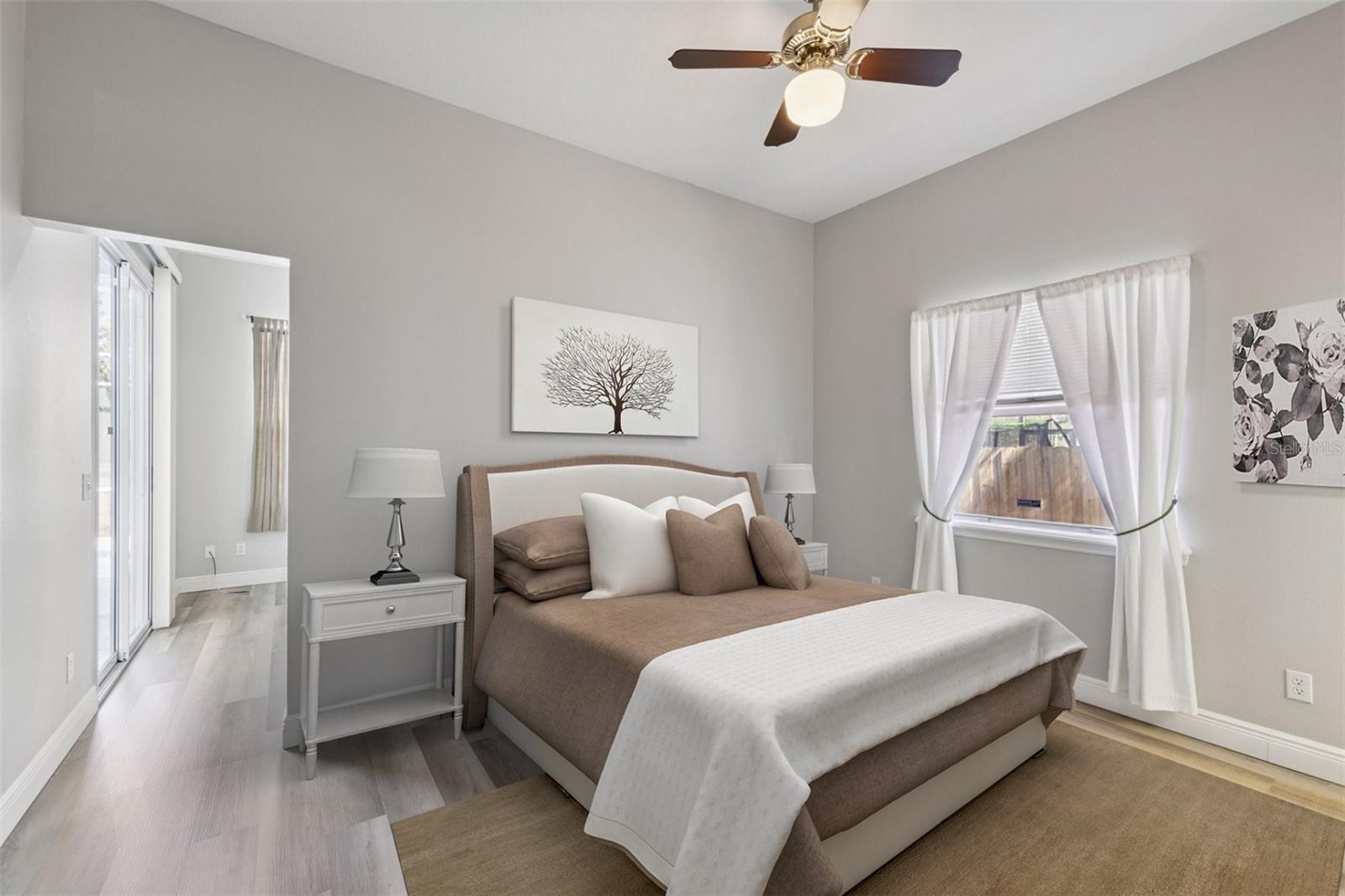 ACADEMY OAKS - Residential