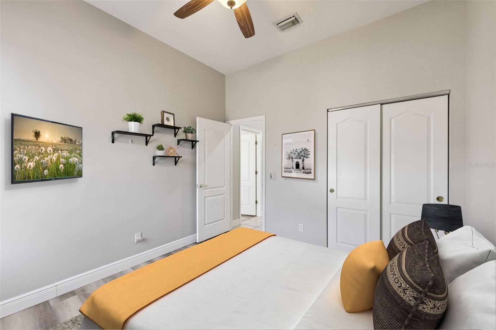 ACADEMY OAKS - Residential