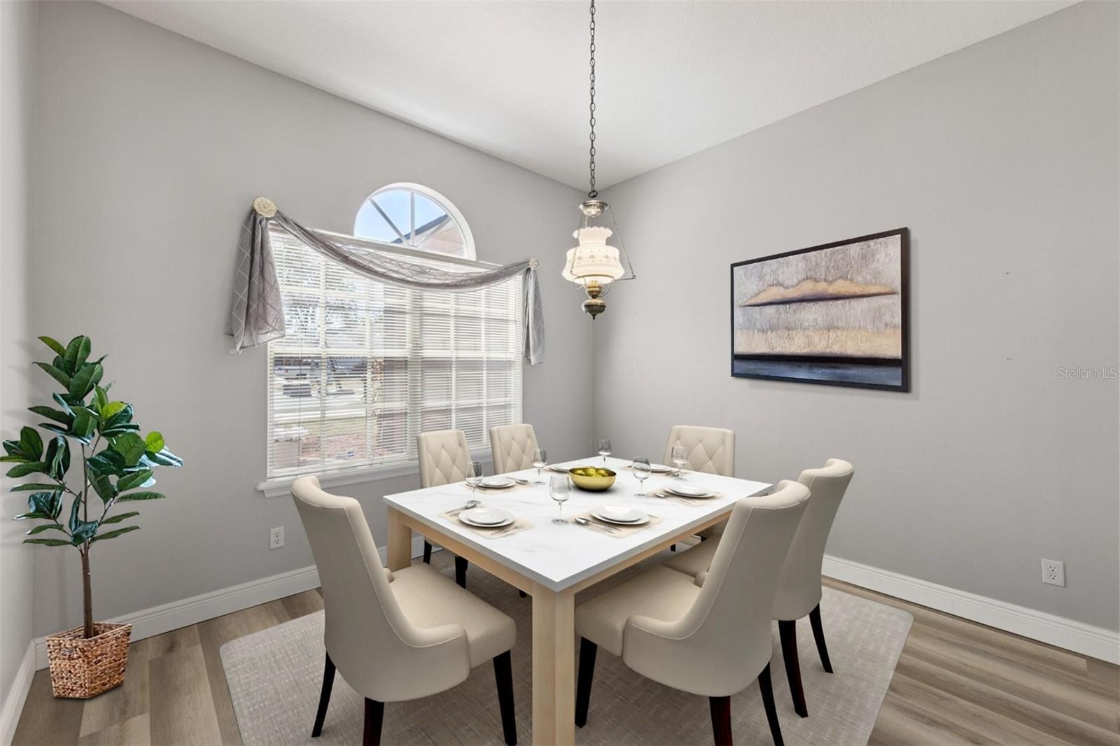 ACADEMY OAKS - Residential