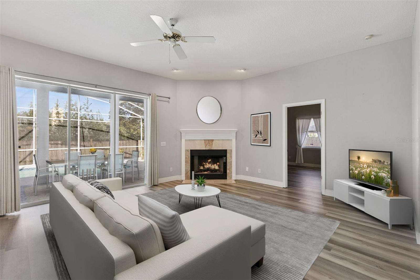 ACADEMY OAKS - Residential