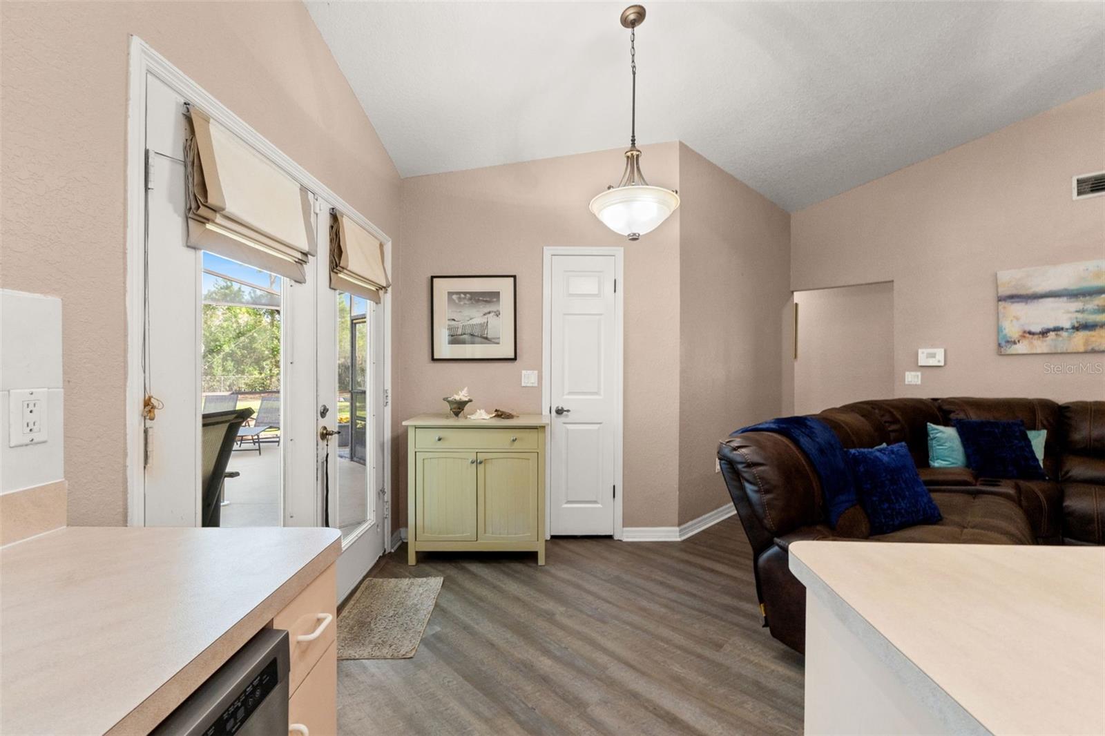 AMBER WOODS PH III - Residential