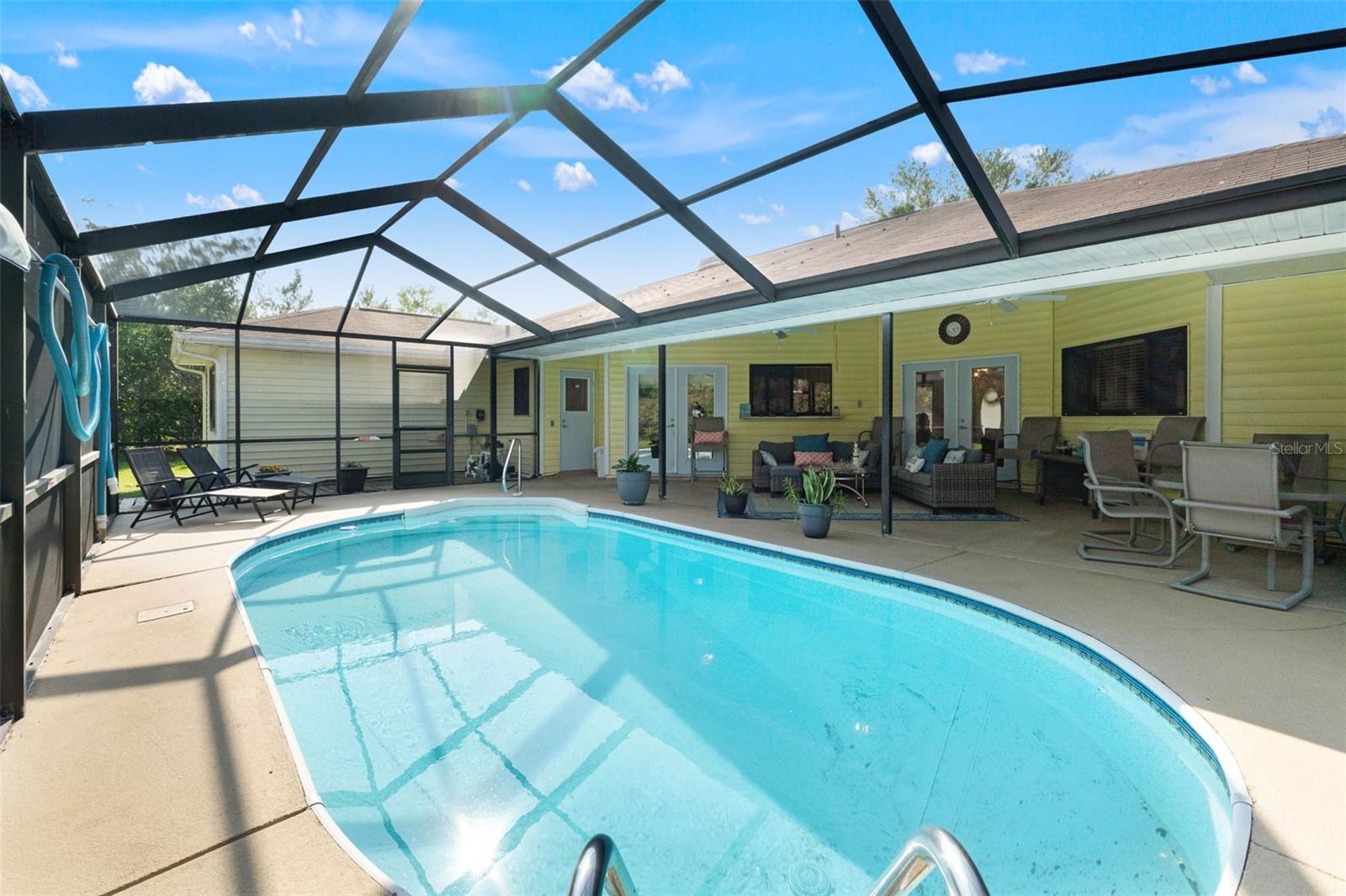 AMBER WOODS PH III - Residential