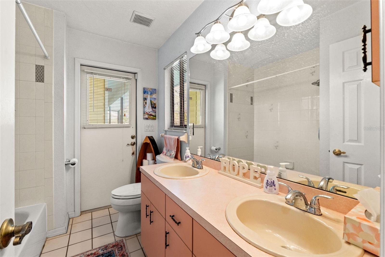 AMBER WOODS PH III - Residential