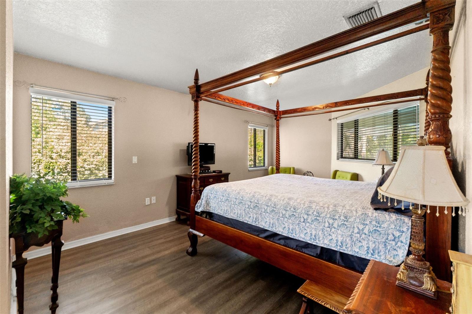 AMBER WOODS PH III - Residential