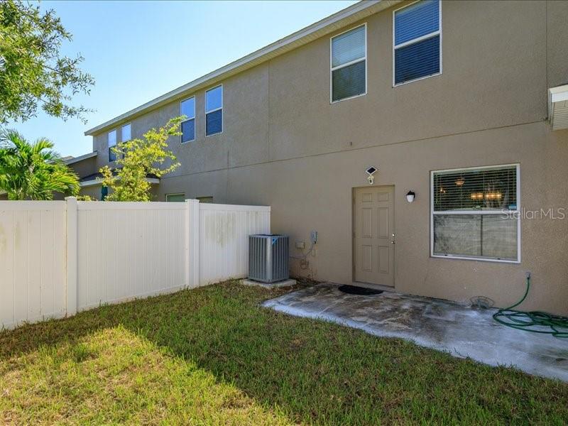 PRAIRIE LAKE RESERVE A B B2 E G - Residential Lease