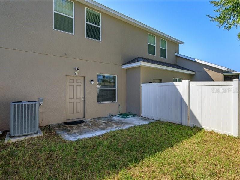 PRAIRIE LAKE RESERVE A B B2 E G - Residential Lease